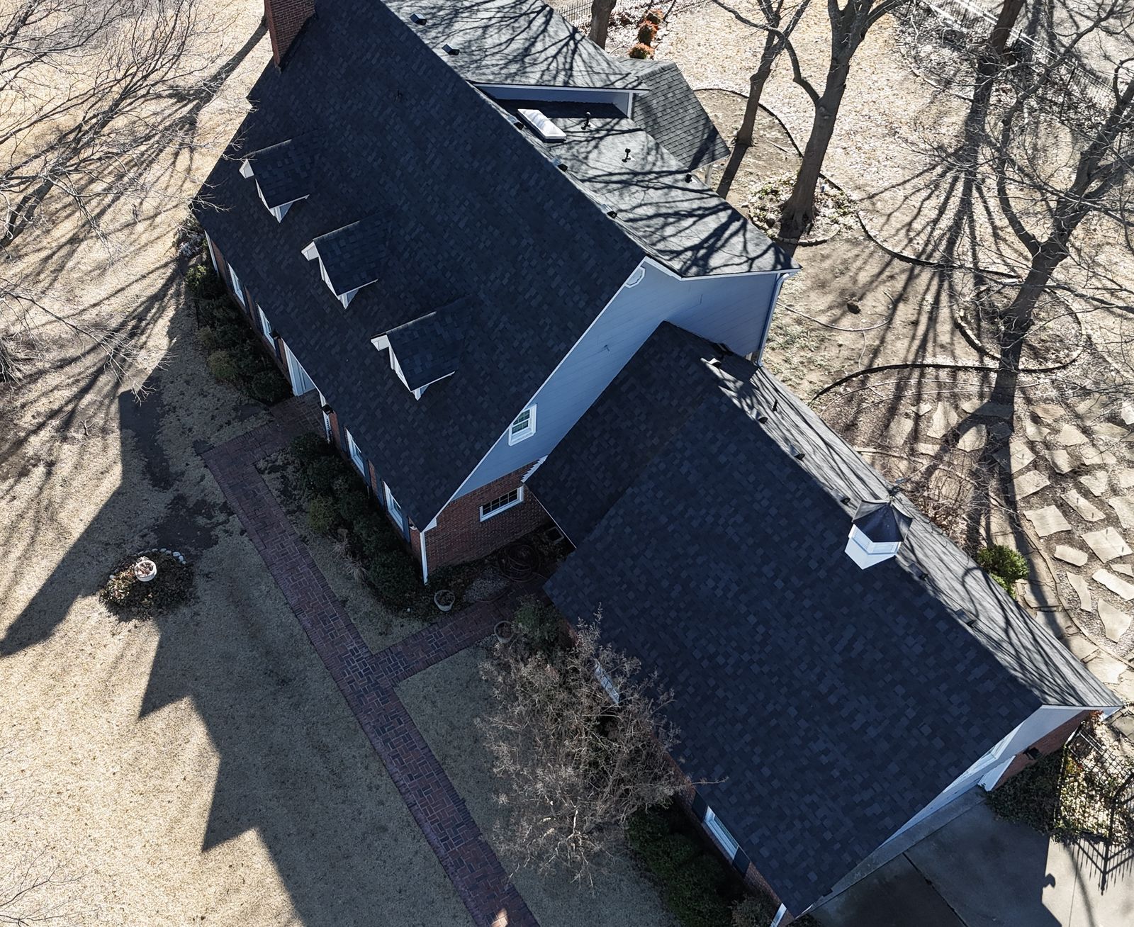 Completed Prestige roof in Black shingles
