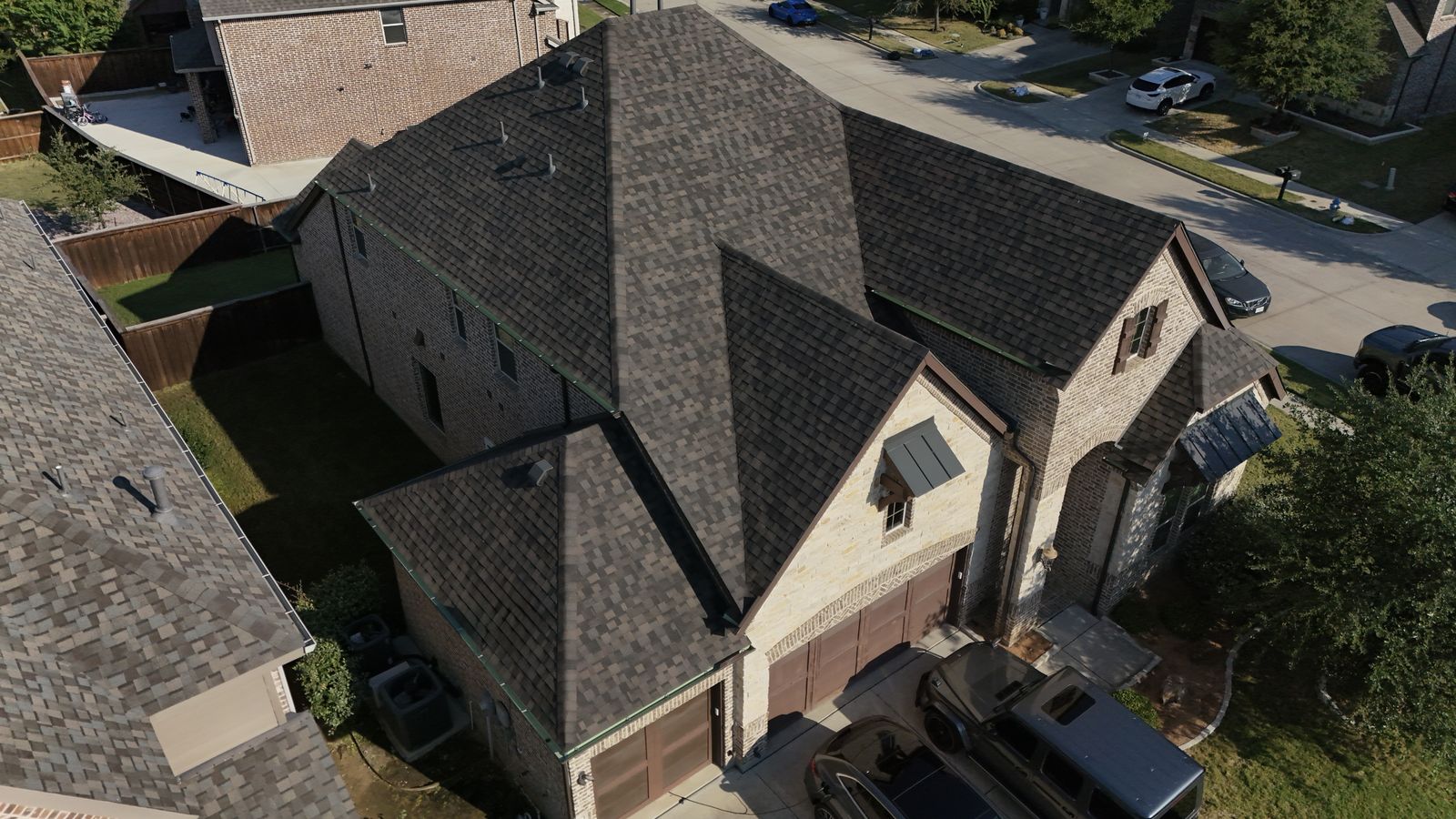 Completed Prestige roof in Drift Shake shingles